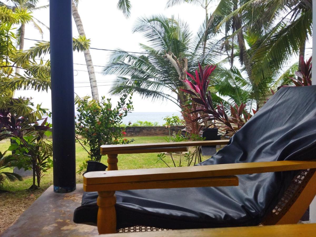 Sunchaser Beach Hotel Tangalle Eksteriør billede