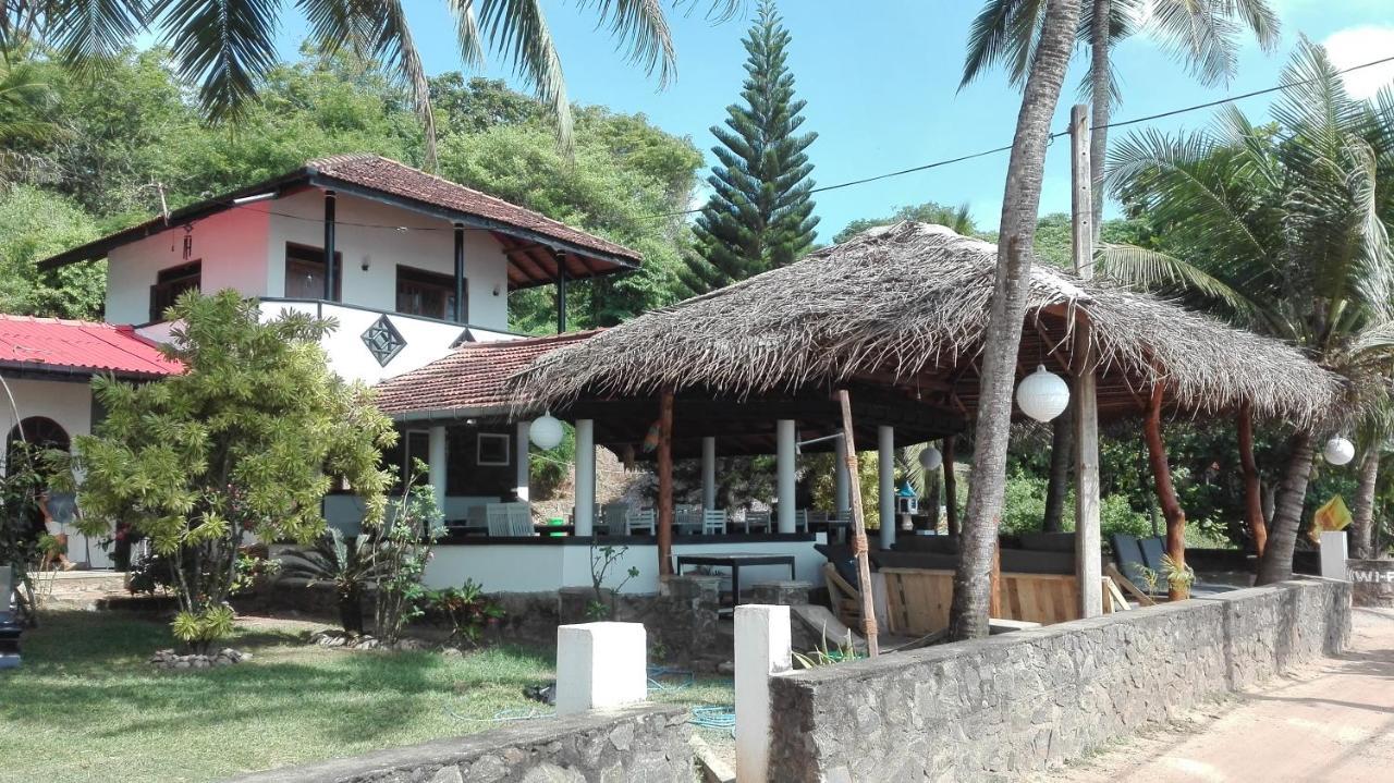 Sunchaser Beach Hotel Tangalle Eksteriør billede