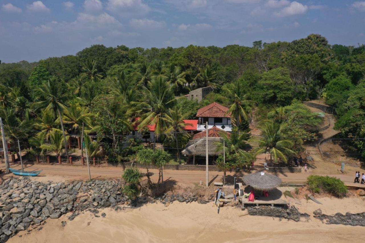 Sunchaser Beach Hotel Tangalle Eksteriør billede